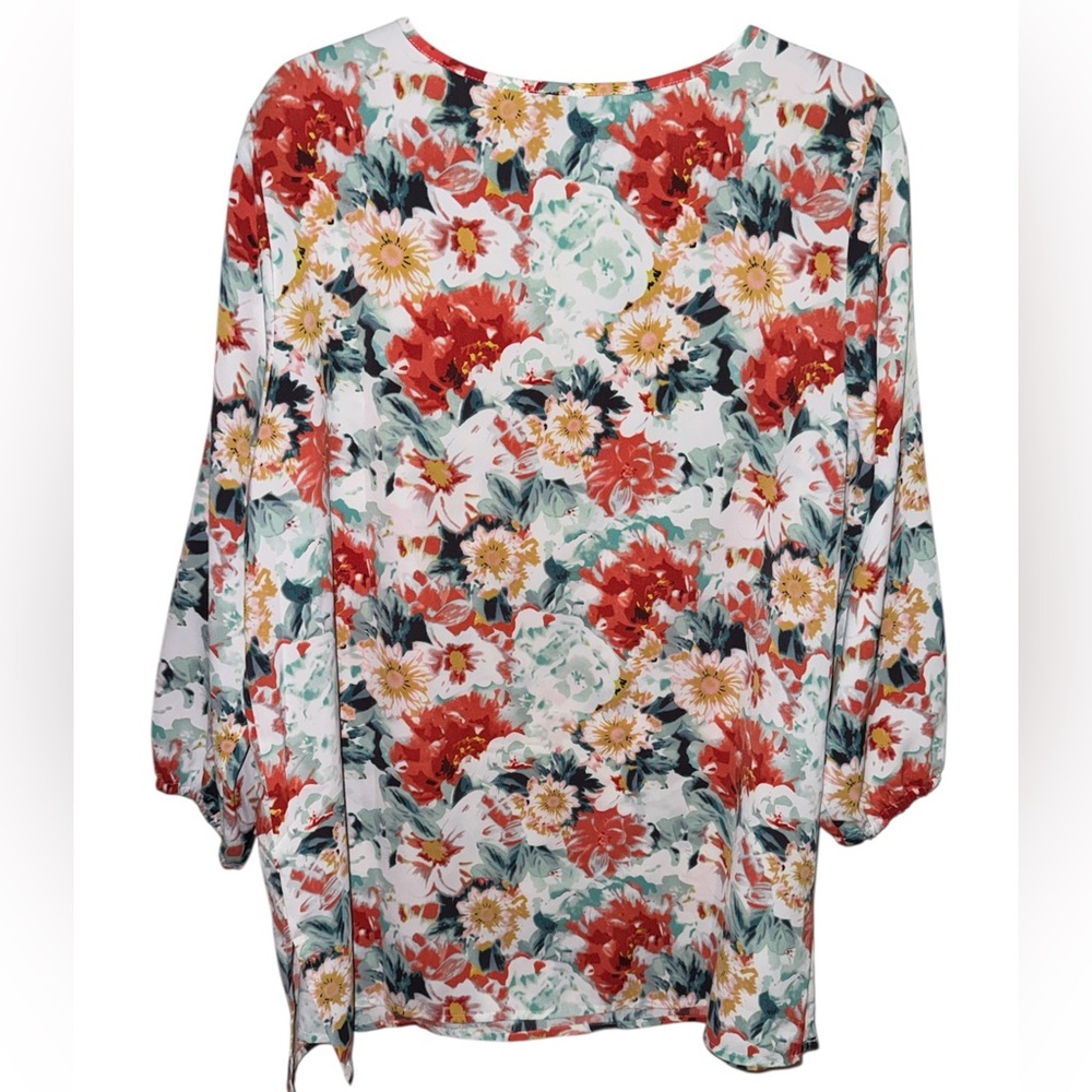 🌸 Mario Serrani Italy Floral Blouse | Size Large | V-Neck 3/4 Sleeve Top - Picture 3 of 5
